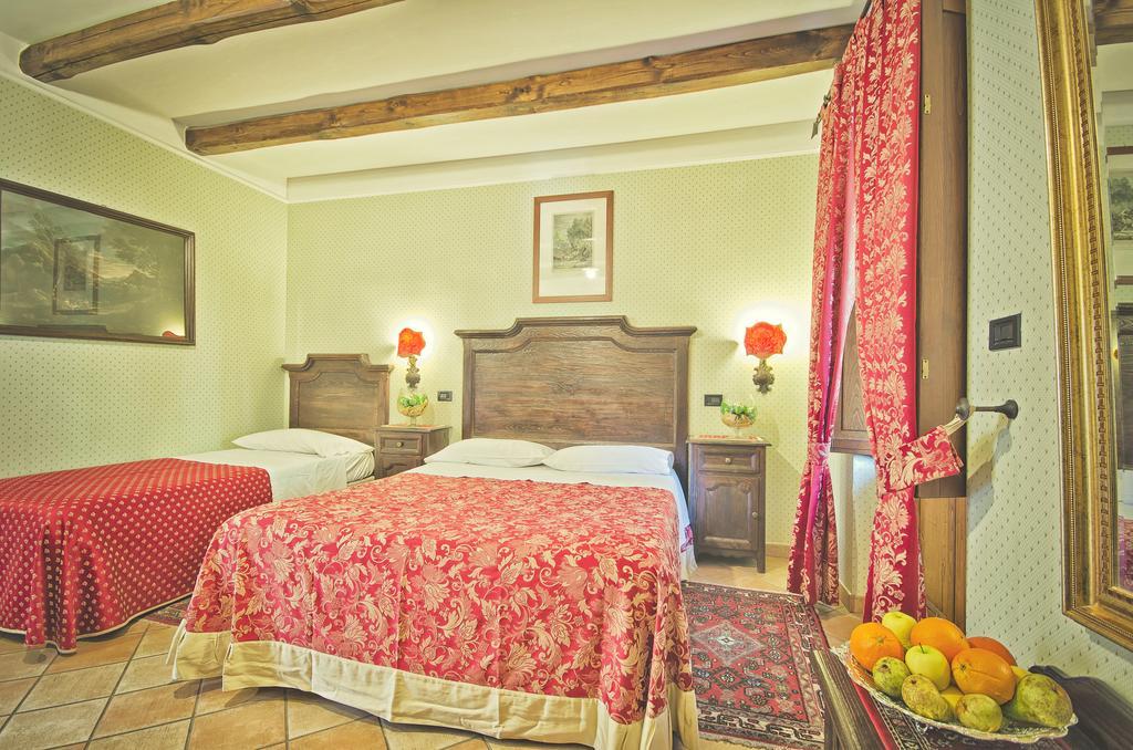 Le Gole Ristorante & Resort Celano Zimmer foto